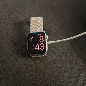 Apple Watch Series 7